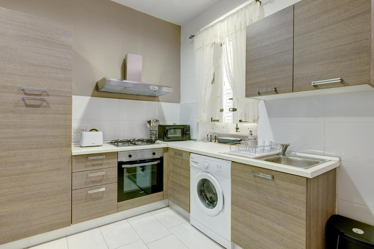 Modern 1Br Maisonette Steps From The Promenade Sliema Exterior photo